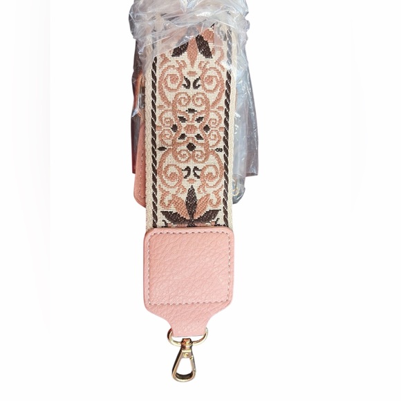 Nilcashopper Boutique Handbags - Guitars  NWT  Replacement strap for bag, wide adjustable canvas straps